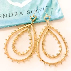 EUC Rumor Earrings